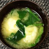 カリフラワーとほうれん草のお味噌汁